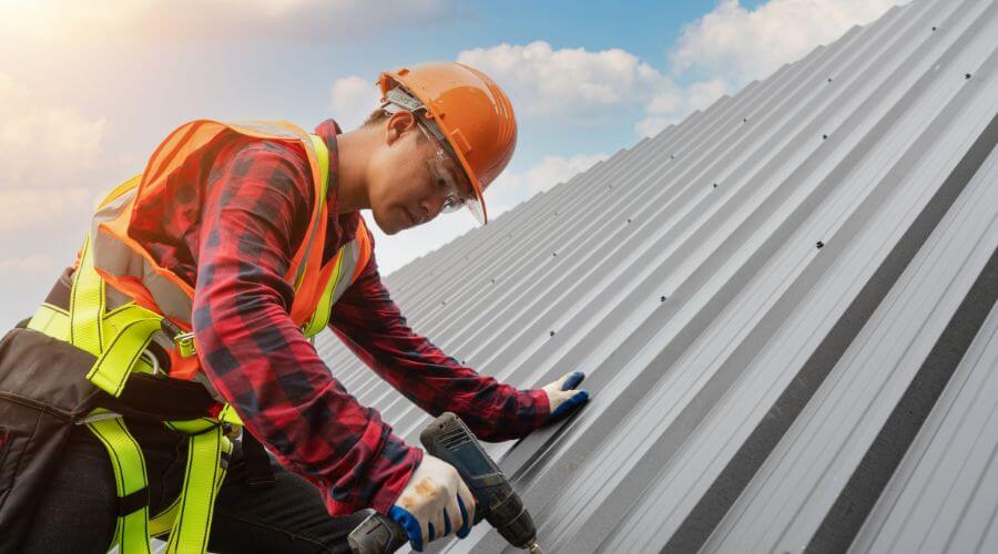 Professional metal roof installation in Oak Hill, FL